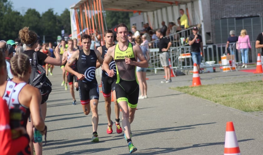 Triatleet en atleet Koen de Leeuw (rechts op archiefbeeld) staat ook dit jaar op de lijst van genomineerde sporters.