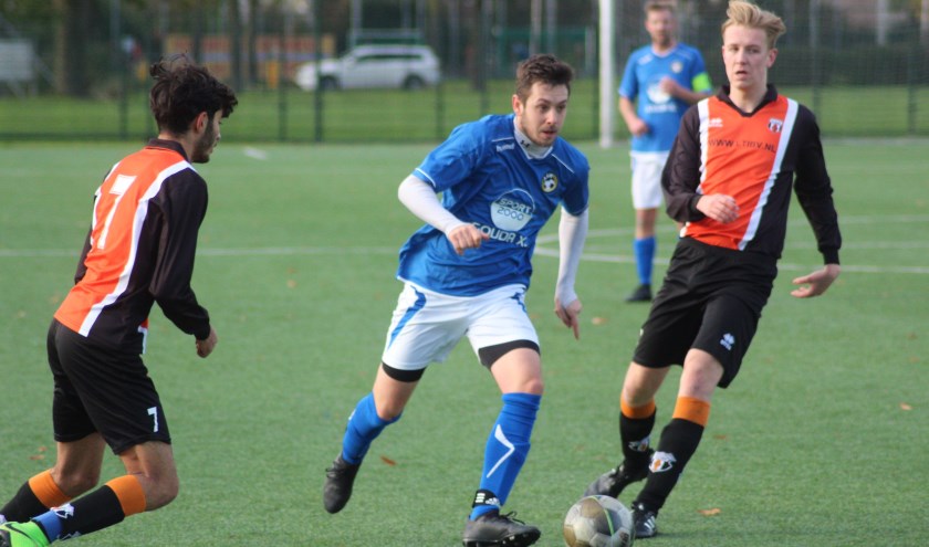 ASW in de aanval tegen Alphen.