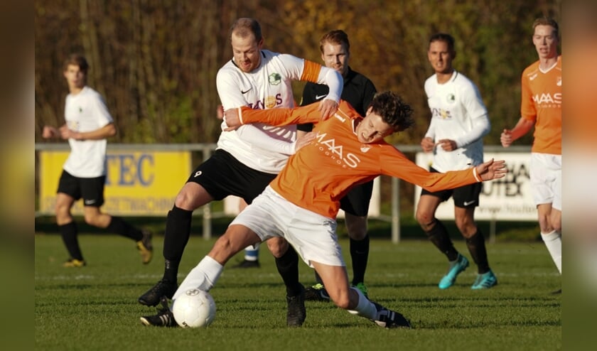 Lichtpuntje Martijn Kok, die makkelijk scoort. (foto: Stef Hoogendijk, tekst: Erik van Leeuwen)