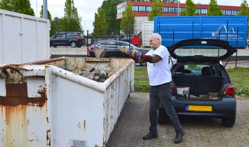 Rob Rosbergen van het Duurzaamheidsplatform sprak over 'een klein succesje'. (tekst en foto: Paul Meester)