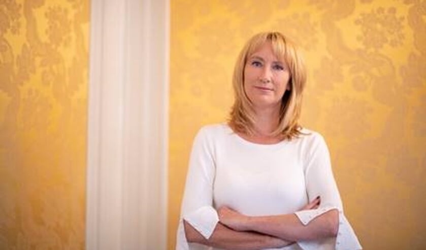 Veelzijdig auteur Simone van der Vlugt. komt naar De Kroon. (Foto:pr)