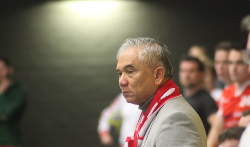 Degradatie werd zaterdag een feit. Volgens De Vries is er wel progressie gemaakt, maar niet genoeg. (foto: archief HvH)