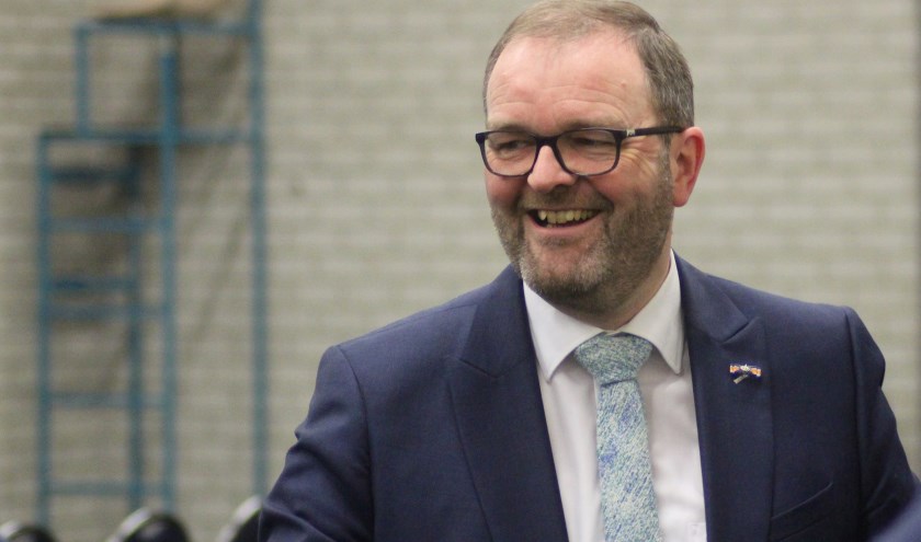 Servaas Stoop blijft tot september aan als waarnemend burgemeester.