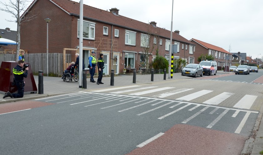 Eind maart hield de politie tijdens de eerste 'Rent a cop'-actie snelheidscontroles op de Zevenhuizense Burgemeester Klinkhamerweg.