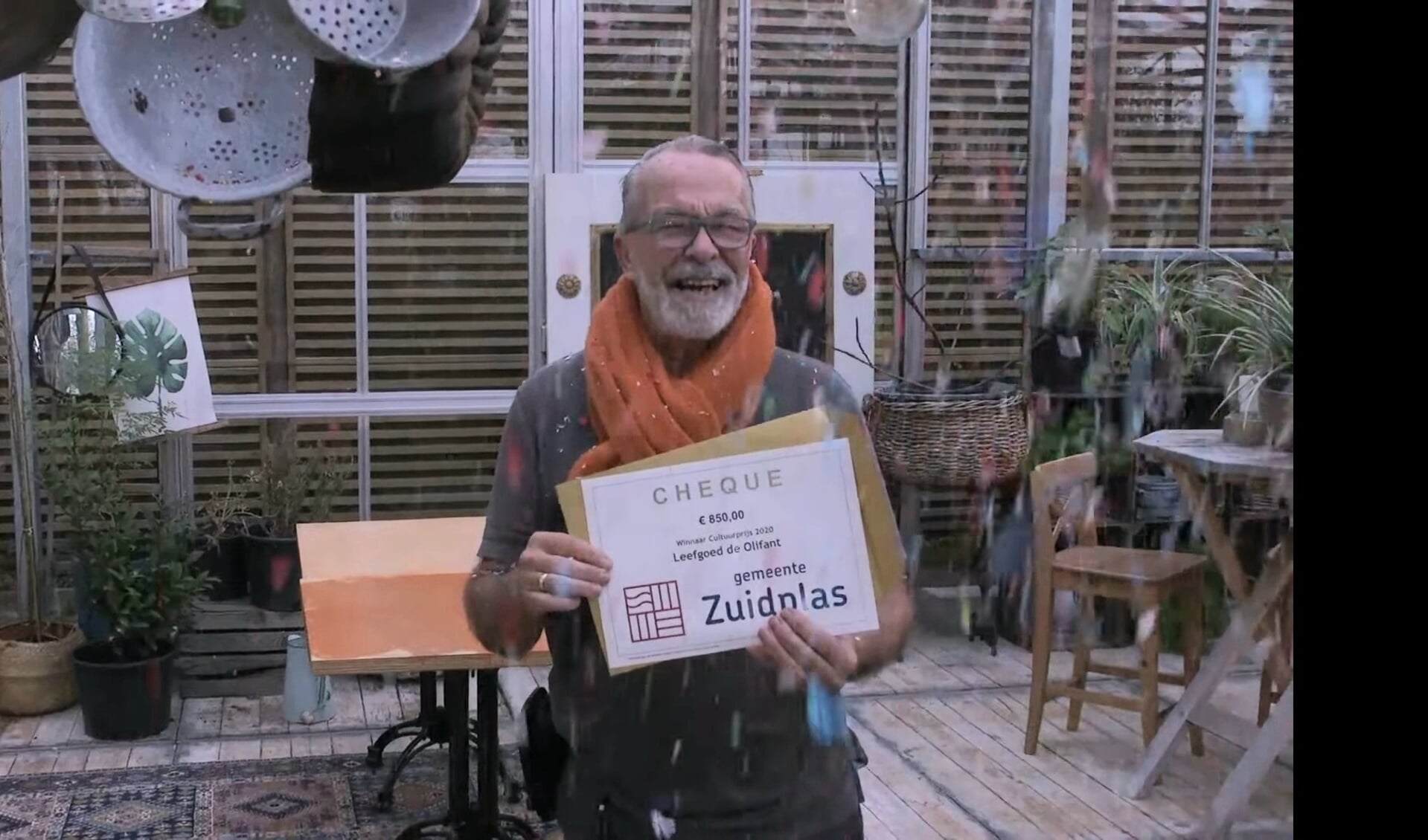 Het in ontvangst nemen van de prijs door Bart Belonje van Leefgoed de Olifant werd via YouTube uitgezonden.