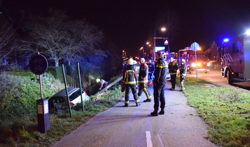 De auto werd verlaten aangetroffen.