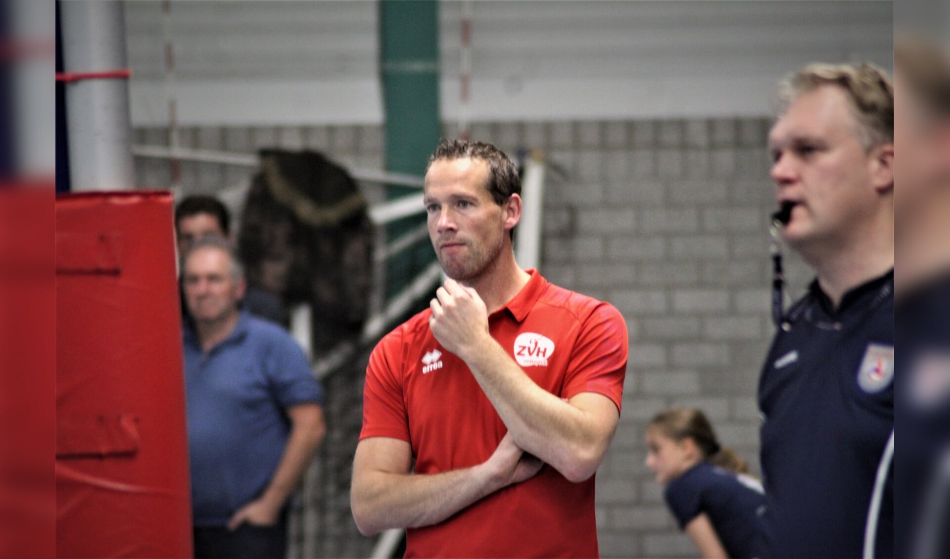 Kristian van der Wel is ook volgend seizoen trainer van ZVH.