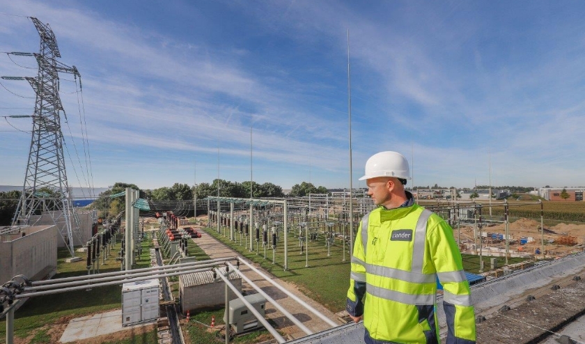 In de buurt van Zevenhuizen komt een nieuw verdeelstation. (foto Zaltbommel: Liander, tekst: Myriam Dijck)