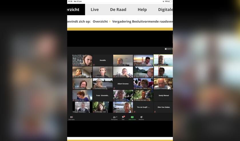De Waddinxveense raad online in vergadering.