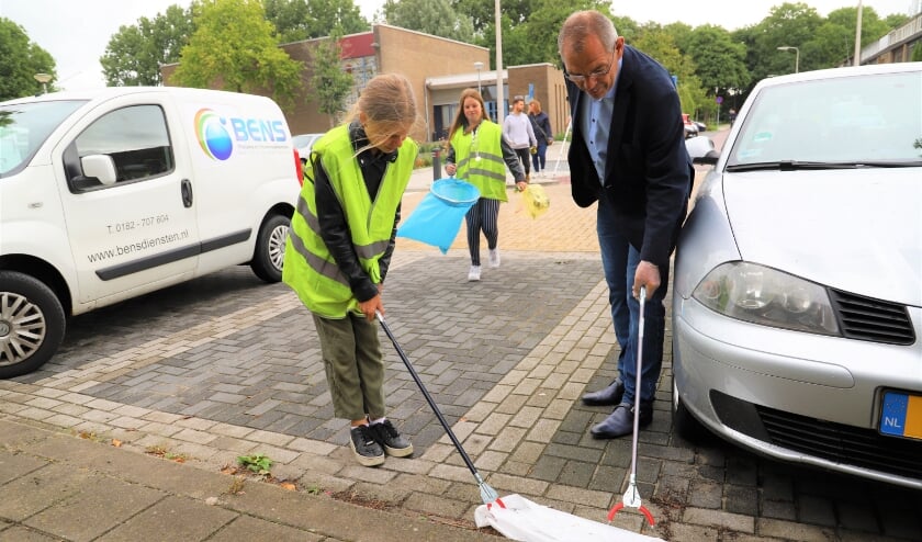 Kate van Rossem (links) - architect van ‘Zuidplas plasticvrij’ - kinderburgemeester Vienne Zwarteveld en wethouder Jan Verbeek werkten eendrachtig samen.