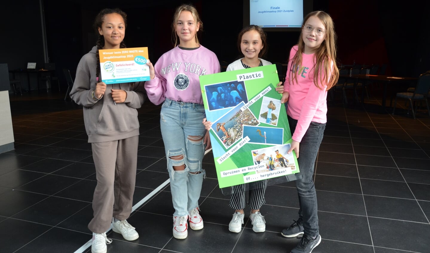 Zowel de jury- als publieksprijs leverden elk 500 euro op.
