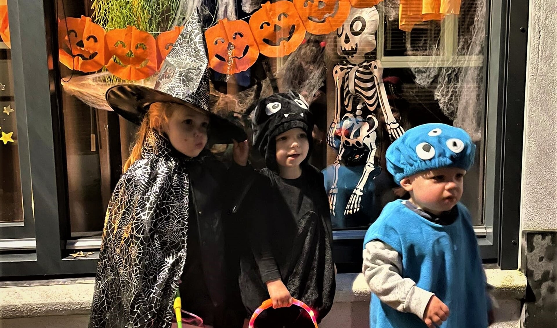 De traditie van Halloween gaat terug tot de Kelten, die zich verkleedden om boze geesten te verjagen.