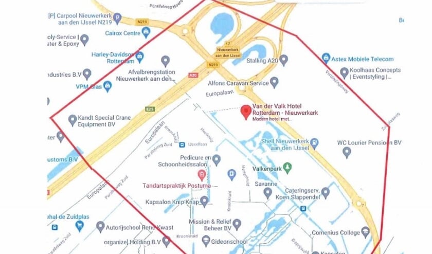 <p>Het gebied waarin het noodbevel geldt, loopt door tot over de Zuidplaslaan.</p>