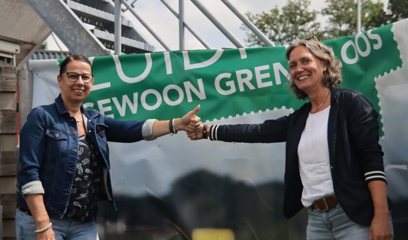 <p>Sportstichting Zuidplas en het Vrijwilligers Informatie Punt slaan den handen ineen. (foto: André Muller)</p>
