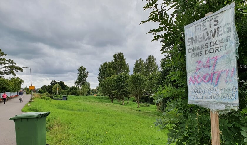 <p>Onder bewoners van de Oost - en West Ringdijk in Moordrecht en de ’s-Gravenweg in Nieuwerkerk aan den IJssel heerst onrust. </p>