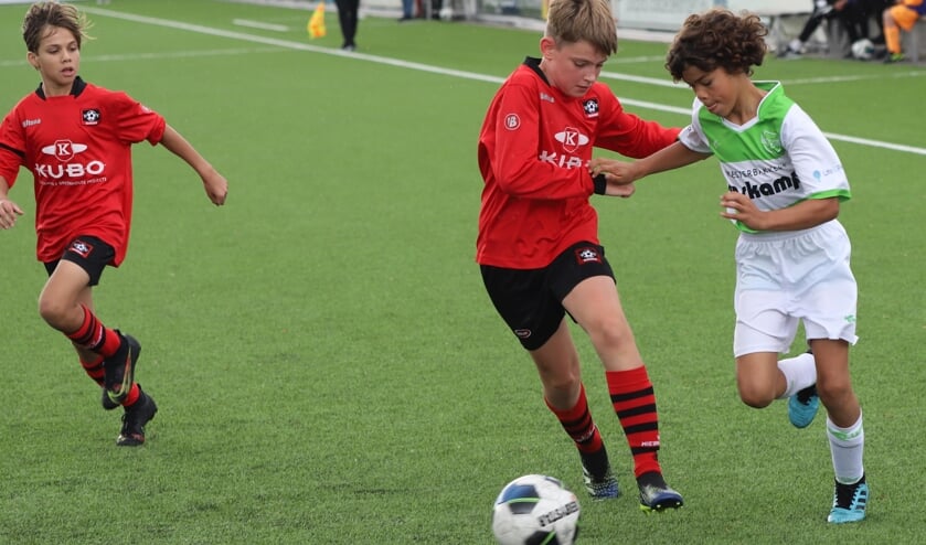 <p>Bij VV Nieuwerkerk staan voor komend seizoen 103 teams ingeschreven voor competitievoetbal.</p>