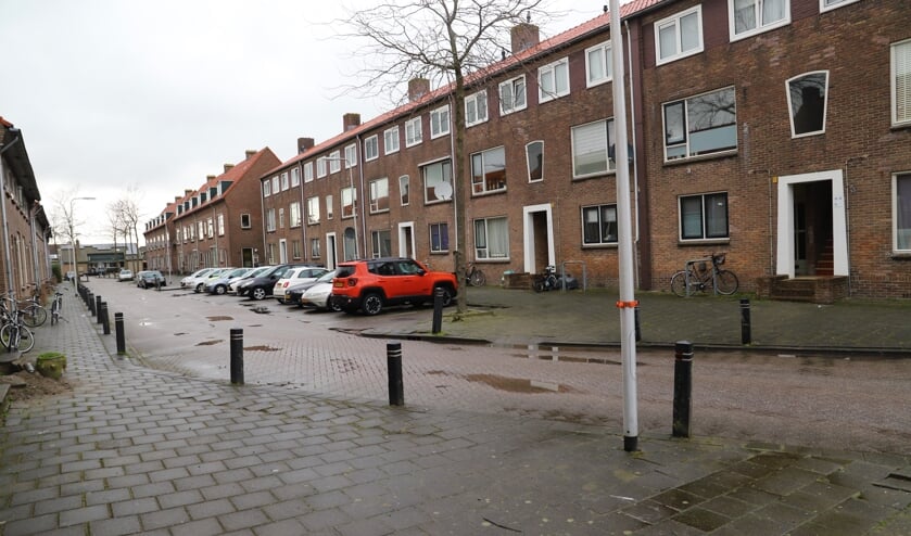 <p>De sociale woningen in de Moordrechtse jarenvijftigwijk voldoen niet meer aan de eisen van deze tijd en worden gesloopt. (foto: Erik van Leeuwen)</p>