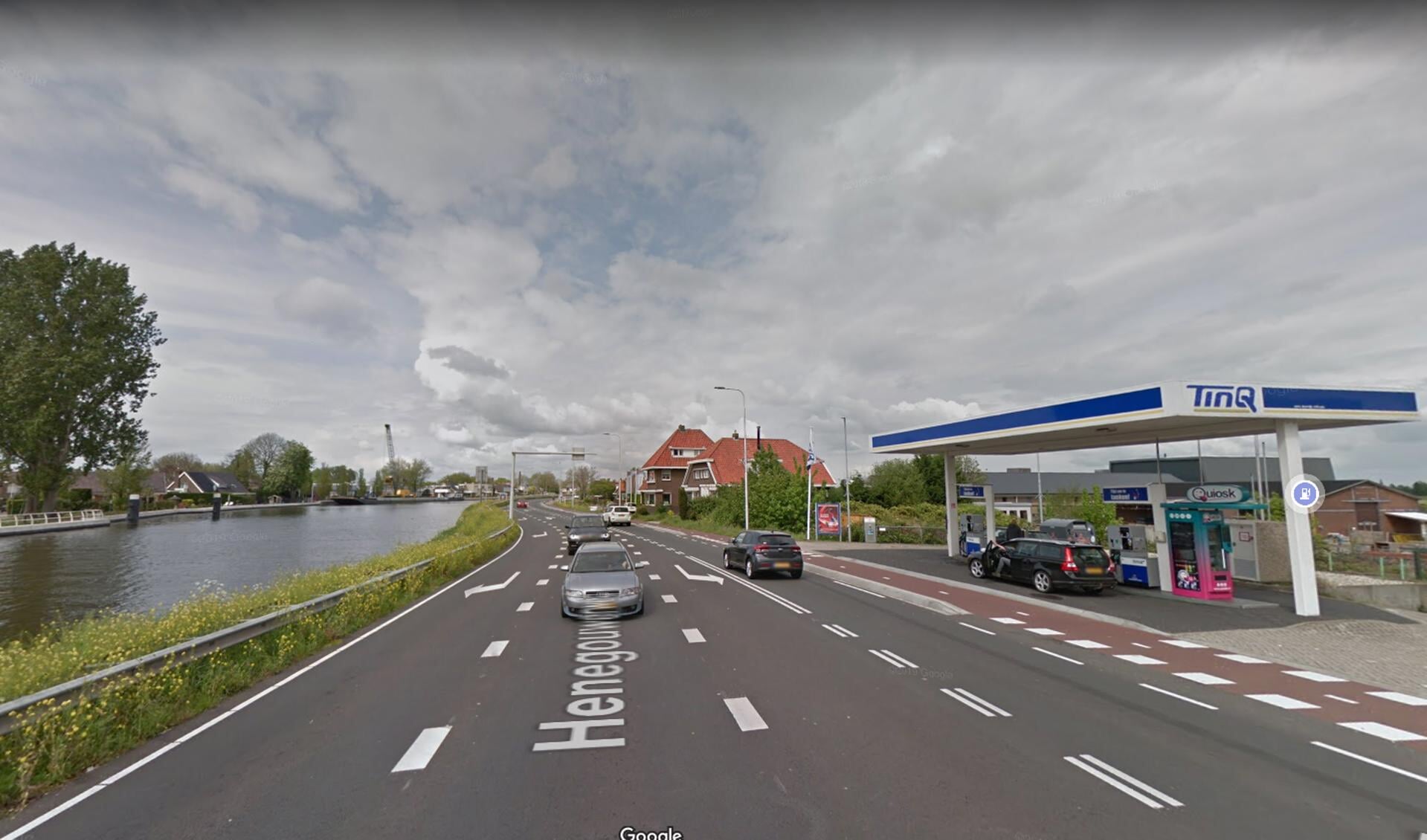 De N207 was vanaf het TinQ-tankstation in Waddinxveen tot de tunnel in Boskoop afgesloten.