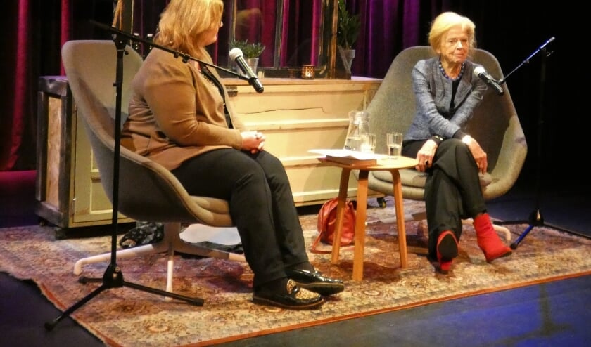 <p>In 2019 zat Sonja Barend in de stoel om door Leferink ondervraagd te worden. (foto: archief HvH)</p>