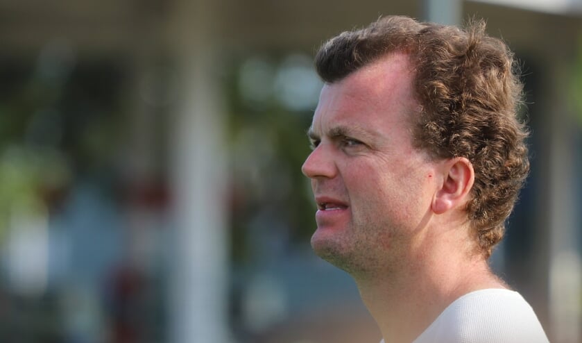 <p>Paul van Laak, de trainer van HCW.</p>