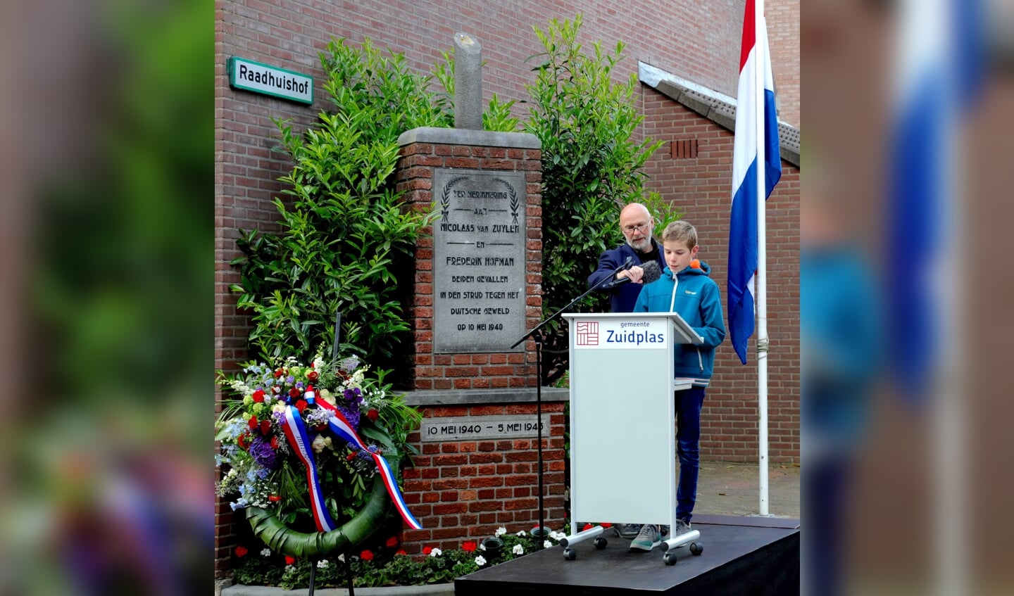 De dodenherdenking op 4 mei in Zevenhuizen.
