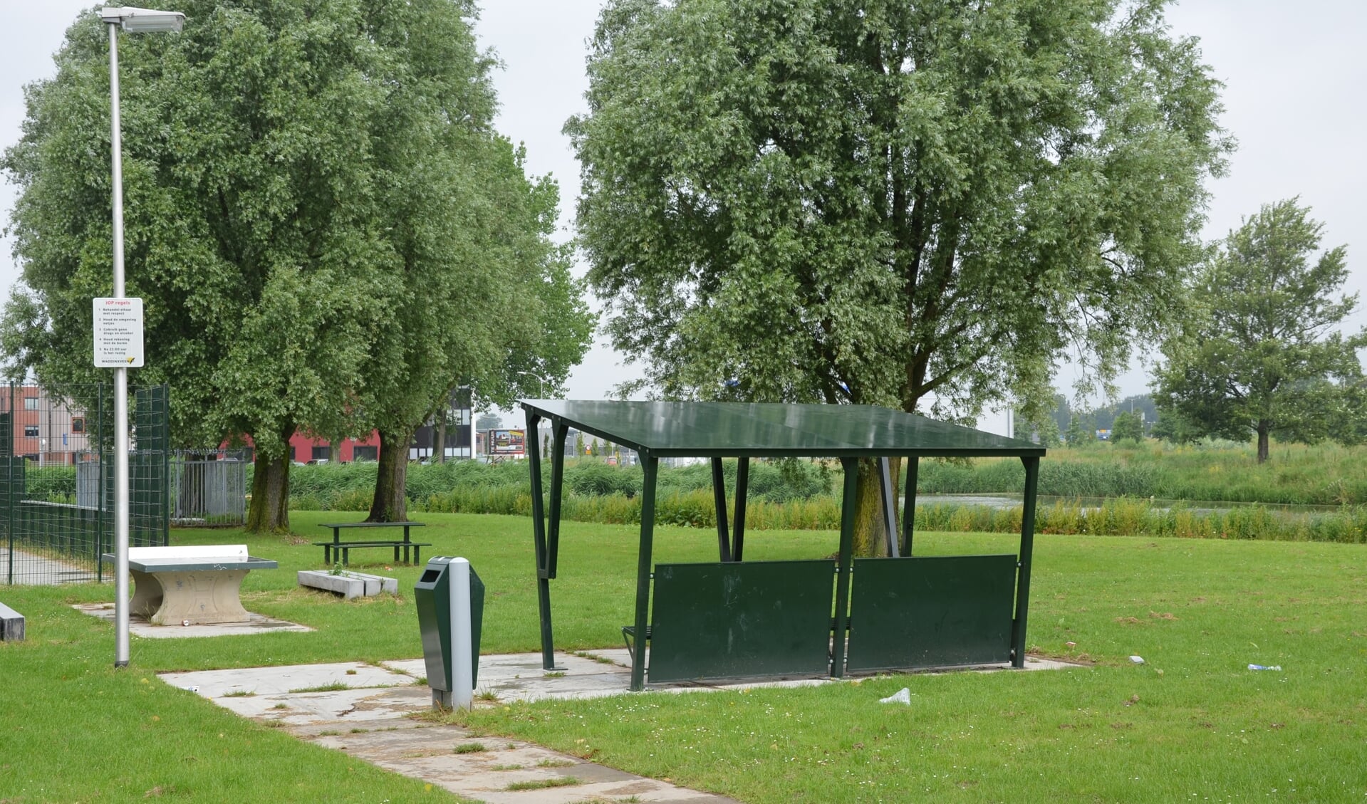 Een jongerenontmoetingsplek (JOP) in Waddinxveen. (foto: archief Hart van Holland)
