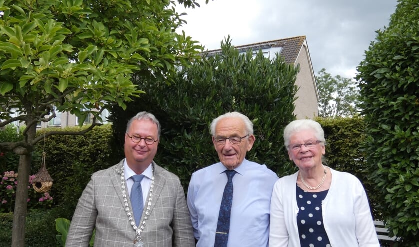 Jack en Janny Kaashoek-Van der Spek uit Moerkapelle stapten zestig jaar geleden in het huwelijksbootje. 