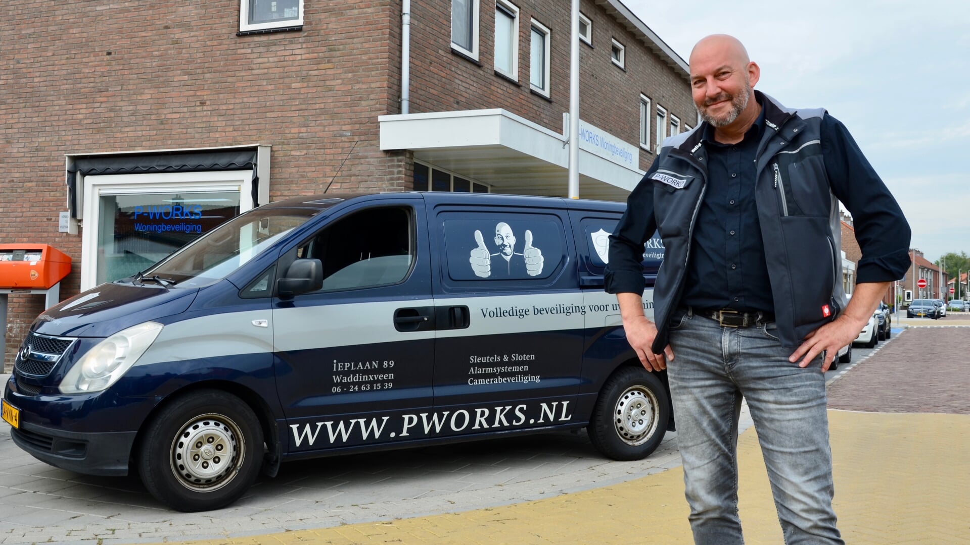 Paul van Weelden van P-WORKS komt graag bij u thuis voor een adviesgesprek.