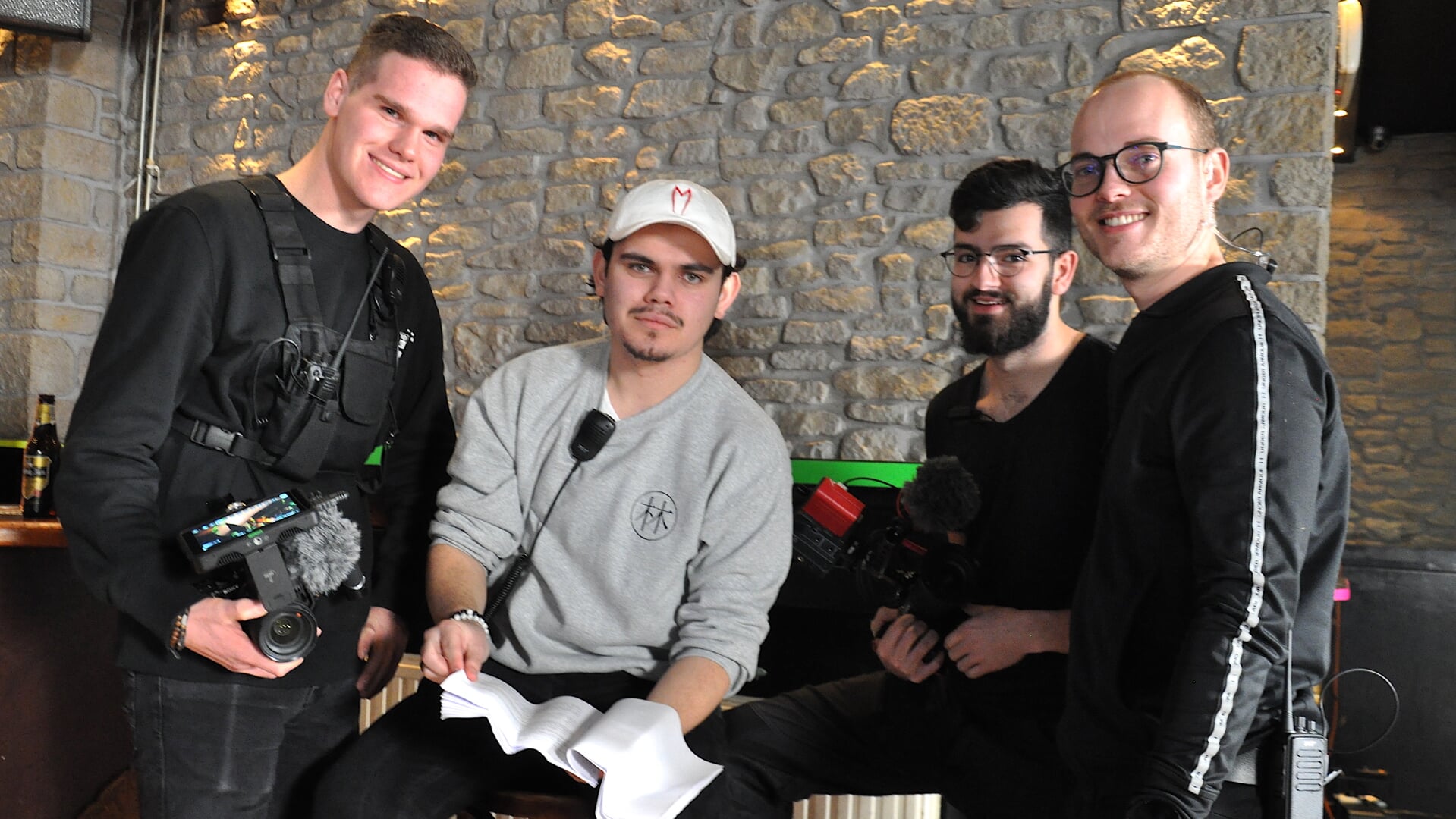 Troy de Bruin, Casper Liem, Sander Booms en Rens Reichard willen met hun shortfilm de boer op bij filmfestivals.