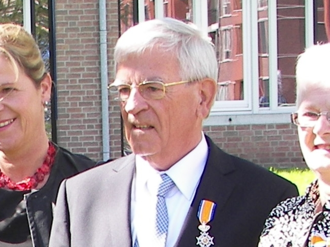 Jacques Habraken, toen hij in 2016 een Koninklijke Onderscheiding opgespeld kreeg.
