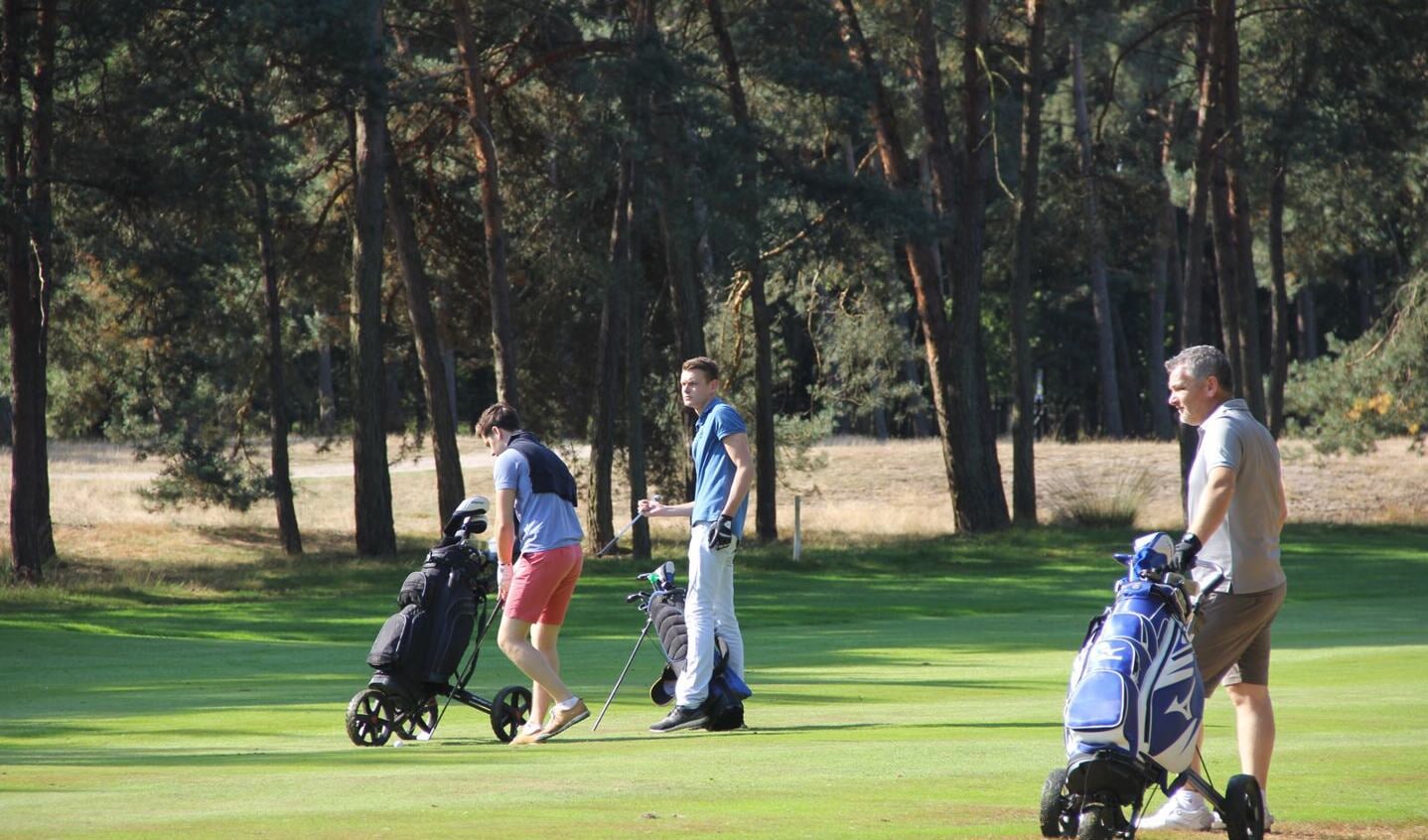 De jongste deelnemers, met in het midden winnaar Felix Hazenberg.