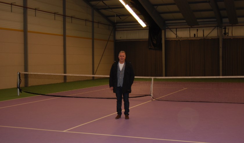 Ondernemer Geert Smit kocht in 2013 sporthal de Braken. De Braken was daarmee de eerste sportaccommodatie die volledig geprivatiseerd werd. | Fotonummer: 47399c