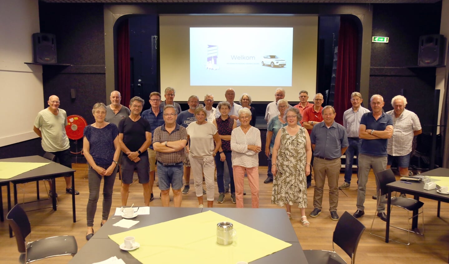 Het seniorenvervoer heeft inmiddels een flinke groep vrijwilligers op de been gebracht.