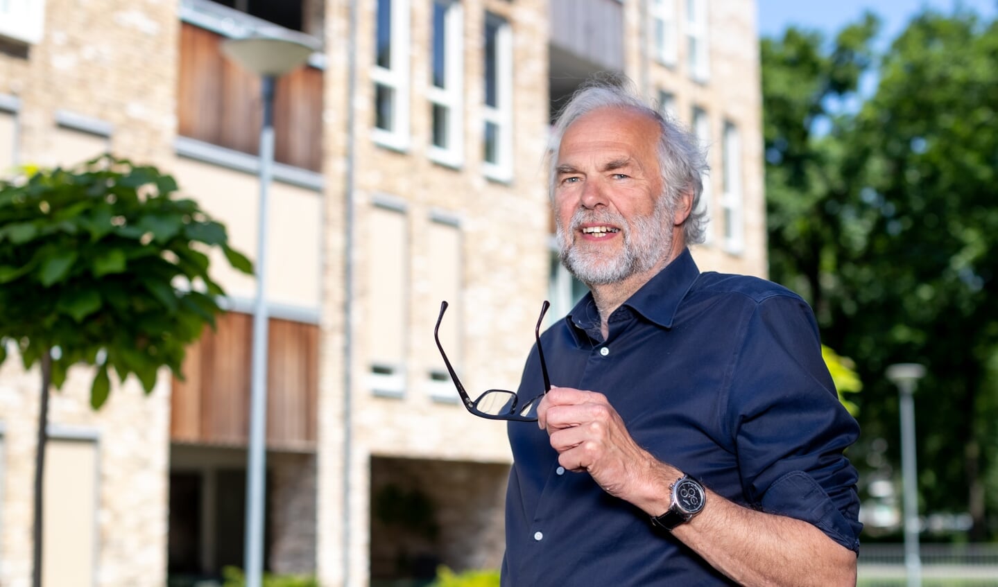Rob Dekker neemt deze zomer na 15 jaar afscheid van JOOST, voorheen St. Joseph. (Foto: Angeline Swinkels)