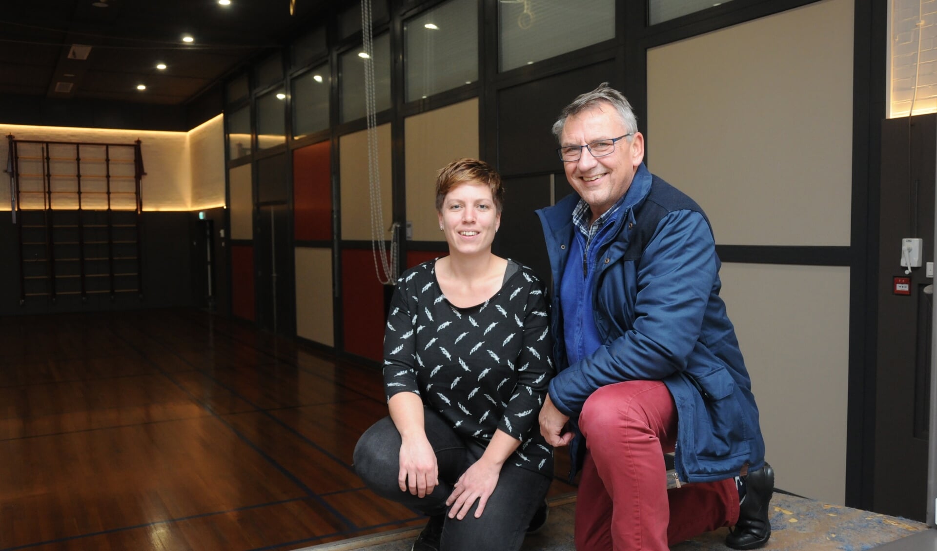 Carola Quist en Piet van der Est in de vernieuwde grote zaal van De Wimpel.