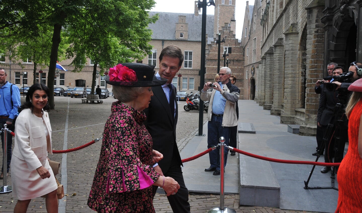 Beatrix in Middelburg met premier Rutte.