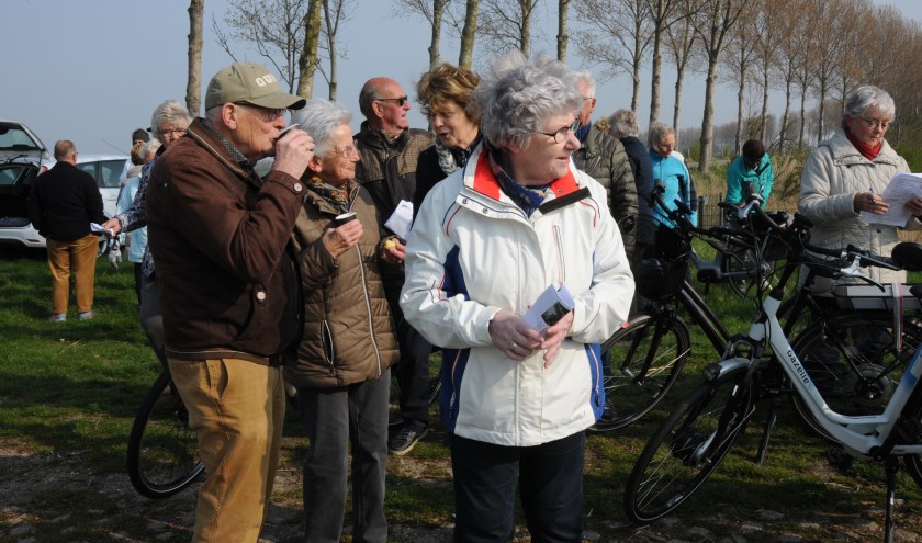 Rustpunt op de hoek Molendijk/Zoetendijk bij Oud-Vossemeer.