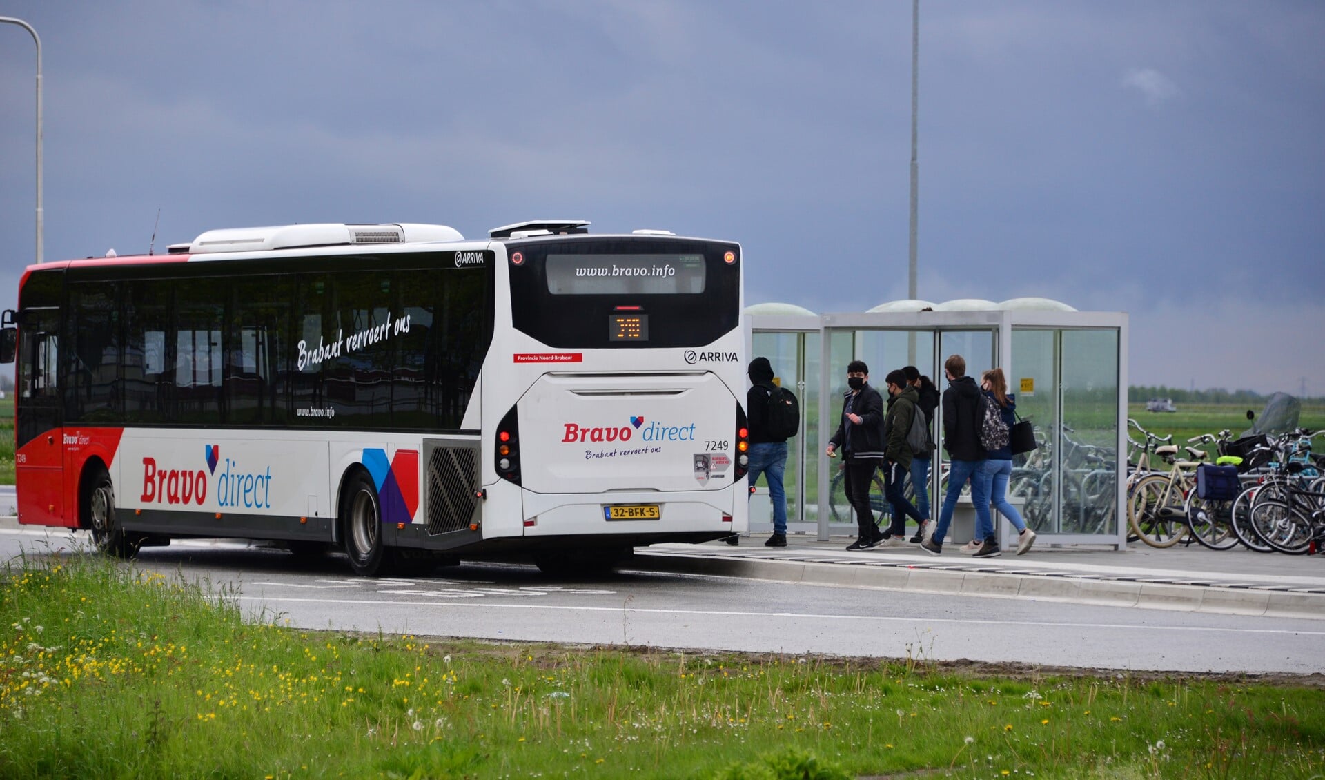 D66 vreest dat, na verplaatsing van de bushalte, een verdere verschraling van het openbaar vervoer dreigt.
