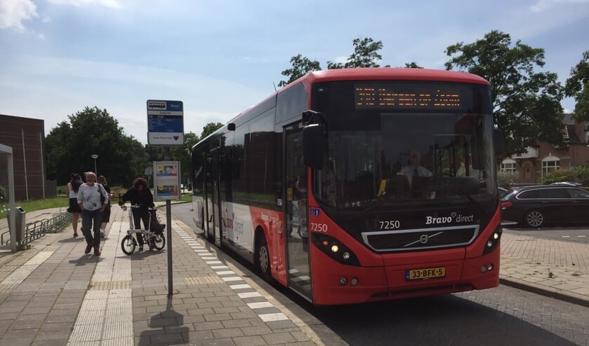 <p>Vanaf zondag stoppen de streekbussen niet meer aan het Zuideinde.</p>