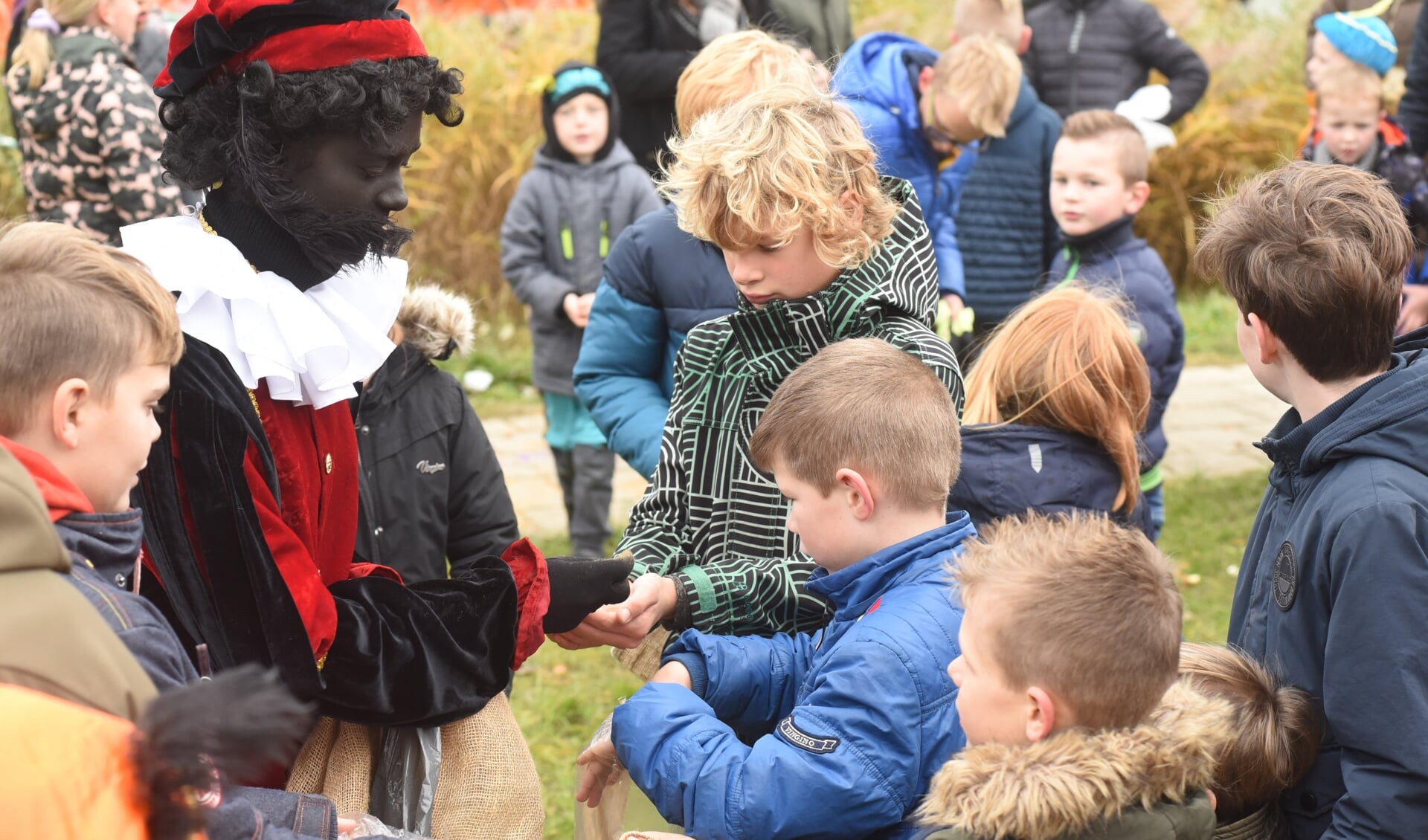 Tholen Sterk neemt de organisatie van de sinterklaasintocht in Tholen over. (archieffoto)