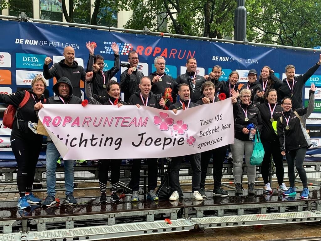 Team Joepie moet nog wat puntjes op de i zetten, voor ze in het Pinksterweekend kunnen starten met de Roparun. Ze hopen op veel steun bij de doorkomst door Dinteloord.