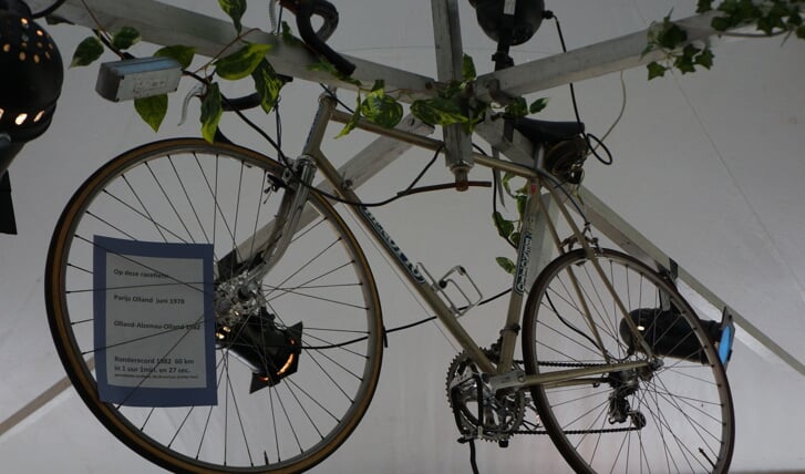 Met deze fiets werd al eens Parijs Olland verreden.