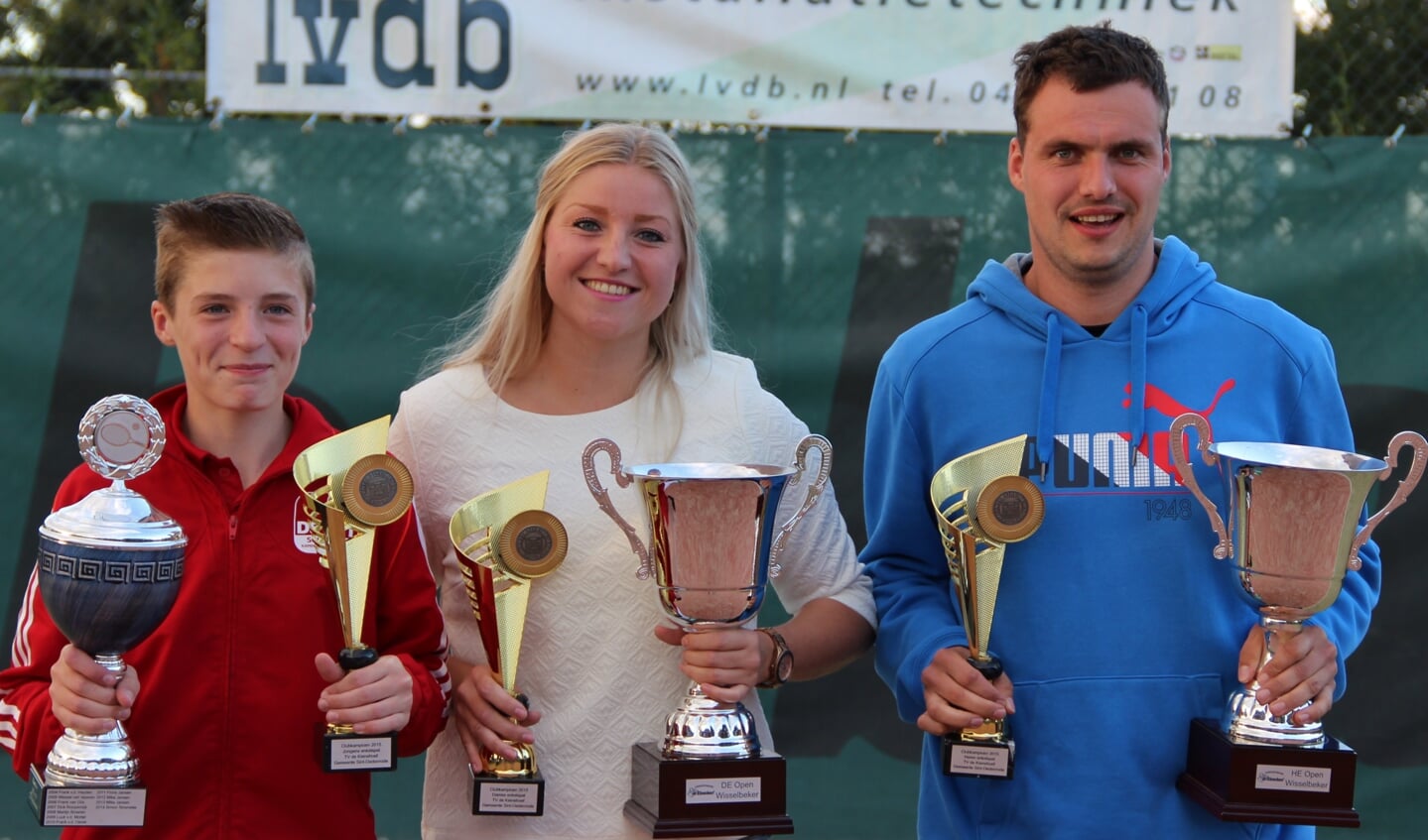 Tim Heijmans, Helen Miltenburg en Evert Pluk. Clubkampioenen single in hoogste categorieën jeugd en senioren.