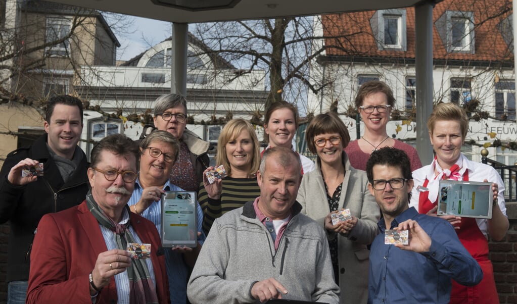 Onder andere deze ondernemers en winkels doen mee aan het spaarsysteem. Lees verderop in de krant wie dat nog meer zijn!