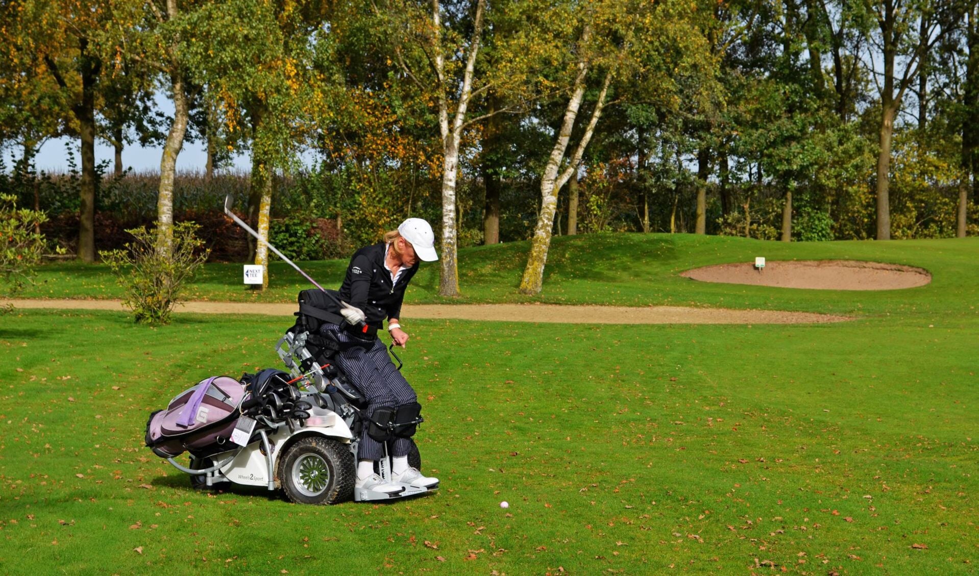 Monique Kalkman - vd Bosch op de golfbaan in Sint-Oedenrode.