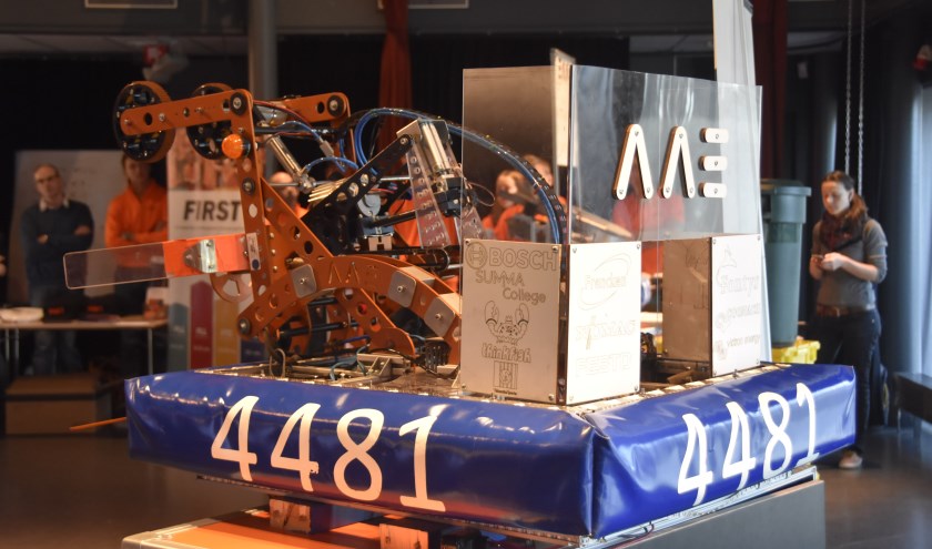 De robot van Team Rembrandts uit de competitie van 2016 | Fotonummer: efc193