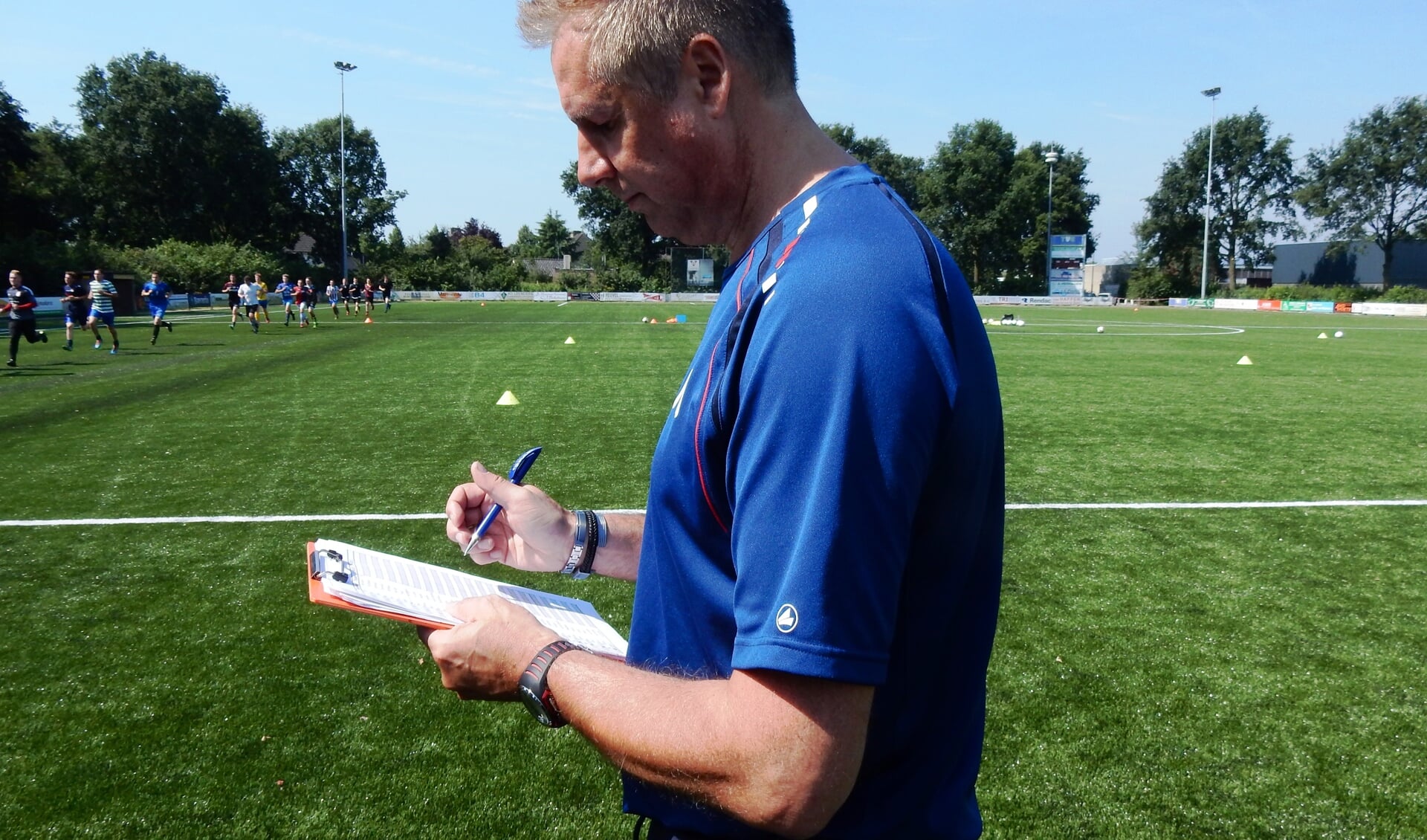 De trainer van VV Nijnsel, Arno Methorst