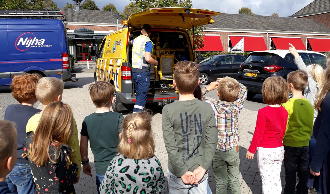 Alle kinderen letten goed op.