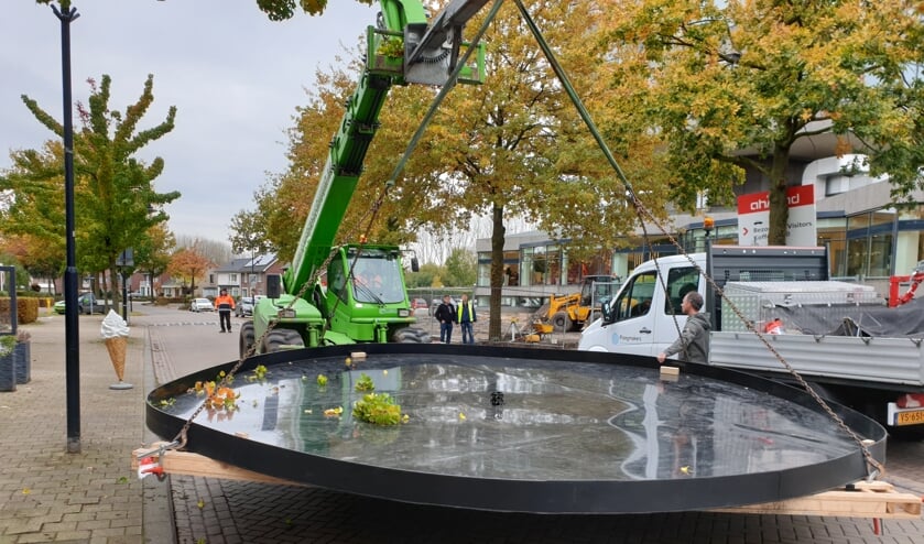 Uiteindelijk werden de schuiven van de aanhangers getakeld. | Fotonummer: d6ba28