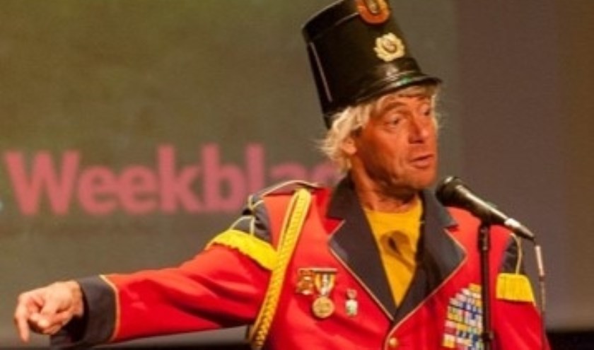 Wichard zal in Rooi zijn act als dictator laten zien. | Fotonummer: 9d21be